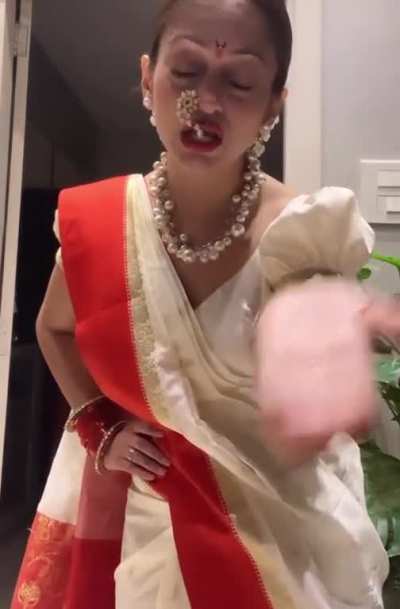 manasi naik