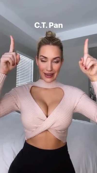 I really like her outfit