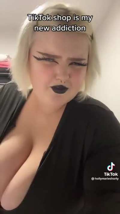 hollymarieshorty