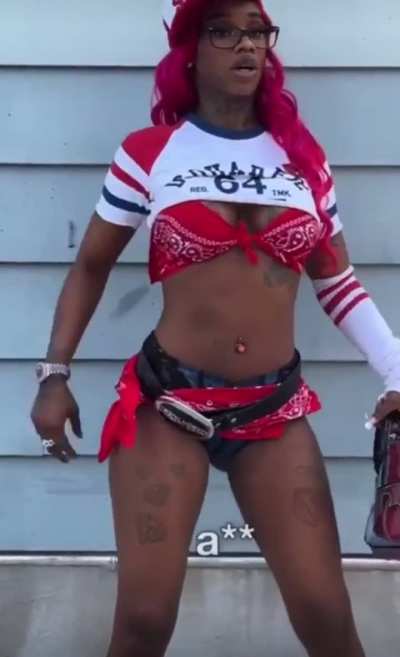 Magazine posts a reel of some &ldquo;rapper&rdquo; or something thinking she&rsquo;s cool for this