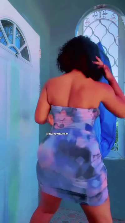@1queenthunder bad as always 🔥