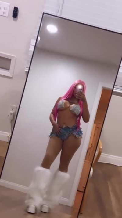 Jenny 🥵