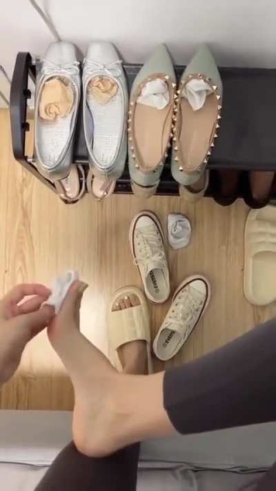 Queen Feet 