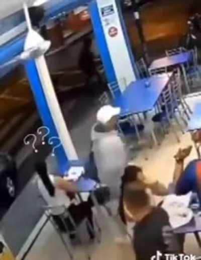 Aight, Imma gonna head out [x-post /r/PublicFreakout]