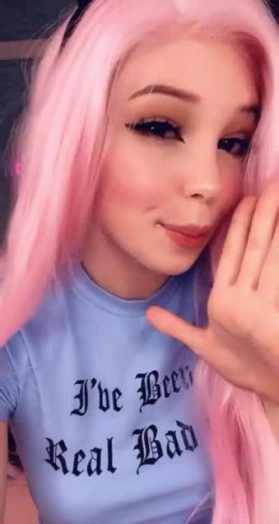 Belle Delphine hardcore pornosunu bu yıl paylaşacağını a&ccedil;ıkladı! inanmıyorsanız&rsquo;da alın memesi amk