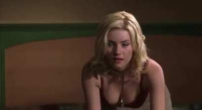 Elisha Cuthbert (2004)