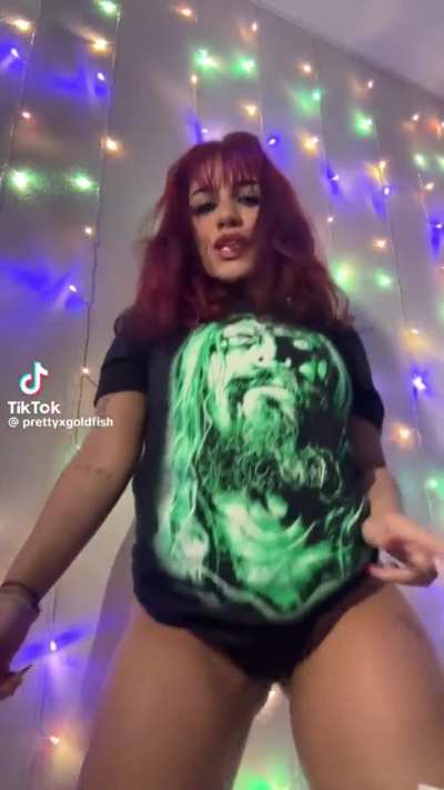 @prettyxgoldfish