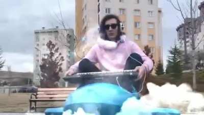 Bir şeyler denedim(flair den emin değilim)