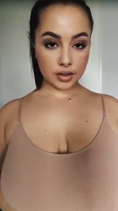 3k people online, bet a lot of y'all are waiting on a solid titty drop!