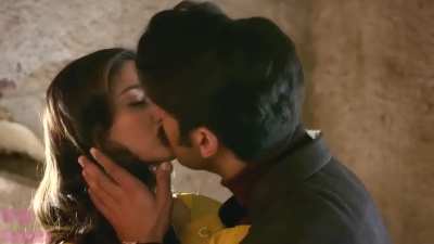Ileana d'cruz Hot Kiss