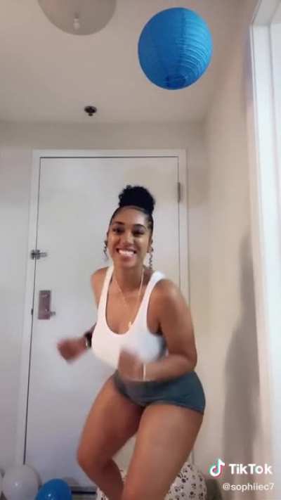 Thick thighs