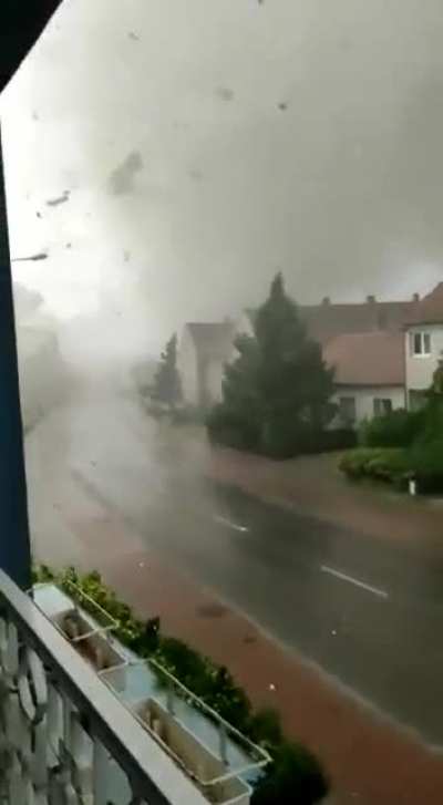 A video shot literally in the middle of a tornado in Lužice. Published by Policie ČR.