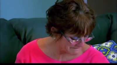 Jenelle &ldquo;I hate being an empath&rdquo; Evans sits there stone cold as her mother, who did her the ultimate favor &amp;amp; raised her son so that NC wouldn&rsquo;t take him away, breaks down after JE tries to rewrite history by saying that Barb took him away for no good 