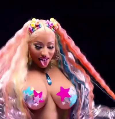 Nicki Minaj full titty clips compilation from the "Trollz" music video. Enjoy