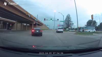 the classic lane change while making a turn.