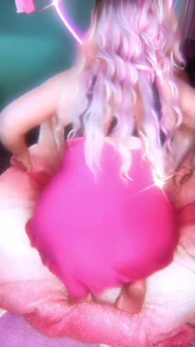 I know it&rsquo;s an old song but I love the video&hellip;