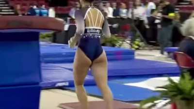 U of Arizona&rsquo;s Sirena Linton 🇲🇽 🤸&zwj;♀️