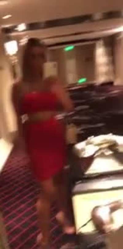 God damn she&rsquo;s so sexy (Jeana)