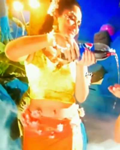 Anasuya hot moves