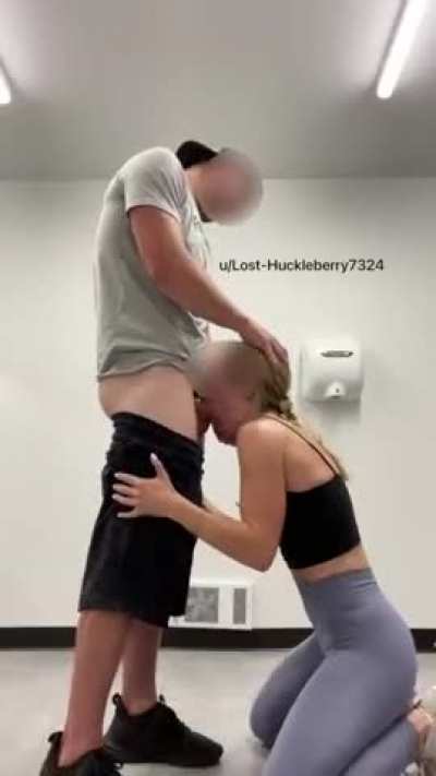 Post workout throat fuck in the gym change room