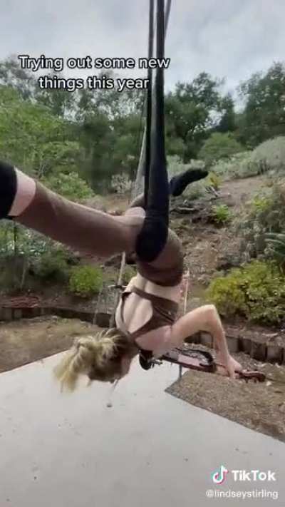 Lindsey putting out more hot rings for us