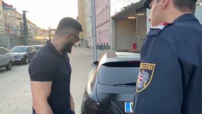 Hahaha wir &Ouml;sterreicher haben halt den besten Humor 2😁😁😂😂😂😂😂😂🍻🍻🍻🍻🇦🇹🇦🇹🇦🇹🇦🇹🇦🇹🇦🇹🇦🇹🇦🇹🇦🇹