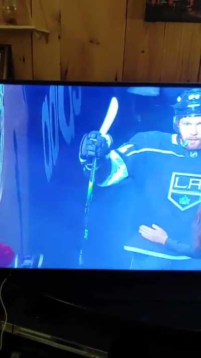 A high five from an Oilers fan. 😂