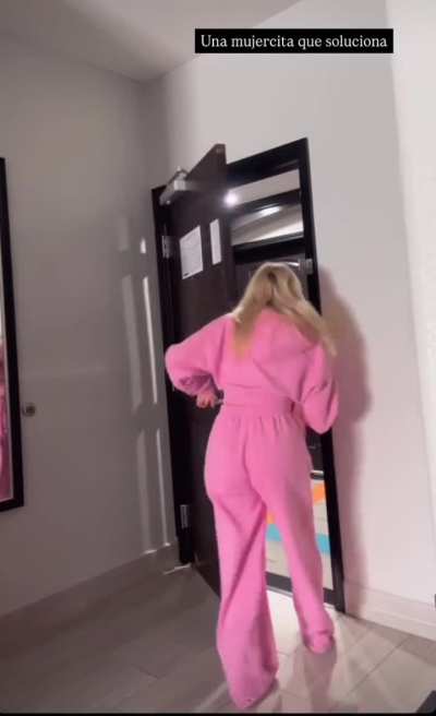 👀🍑
