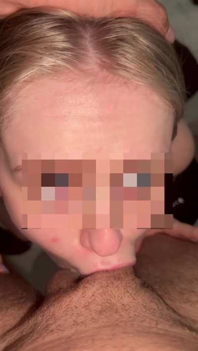 Deepthroat was so sloppy I had spit hanging off my chin