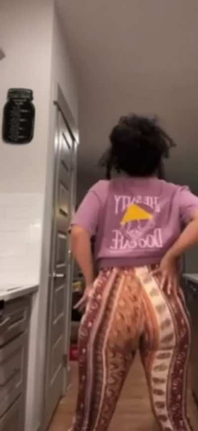 Mama had to remind me that even though she&rsquo;s mixed she still got all that ASS 🤤