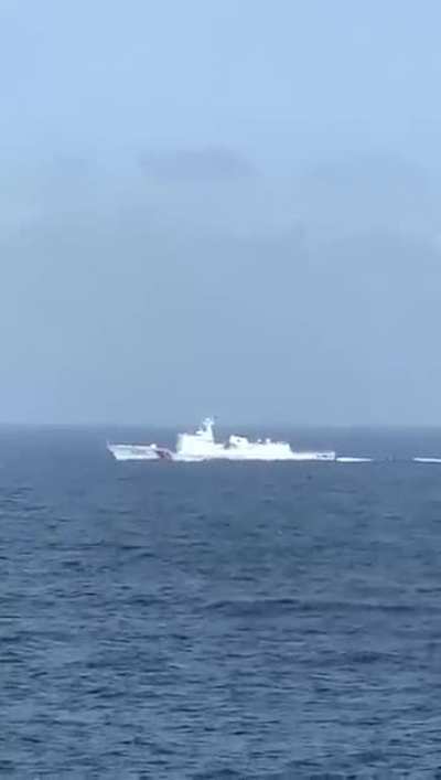 New On Twitter Today , Someone Share China Coast Guard Vessel Entering Malaysia Water again . Now they come more near than last year , What Hashimmudin Has Done ? Tidur ke ? Bodo betul !