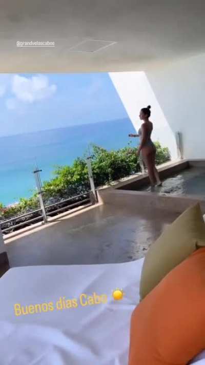 Here is the video. check the screen capture by cinemasens_part-time for a non moving picture.
