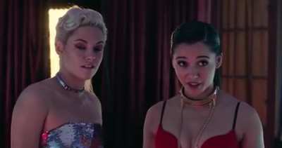 Naomi Scott &amp;amp; Kristen Stewart