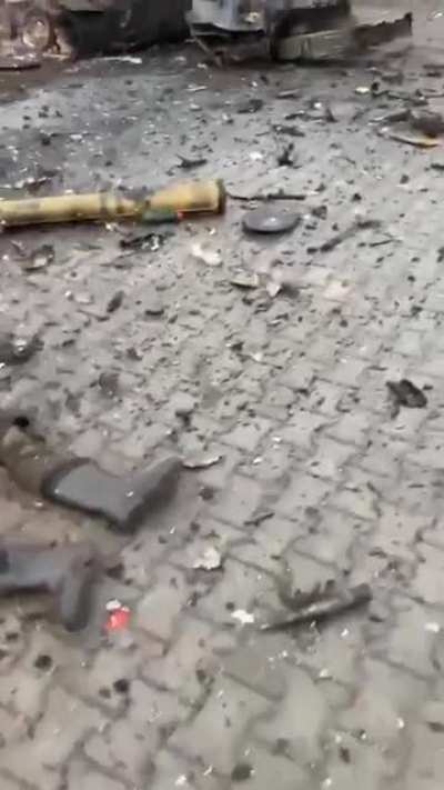 Hostomel now looks like this after heavy fighting! (Very Graphic 18+)