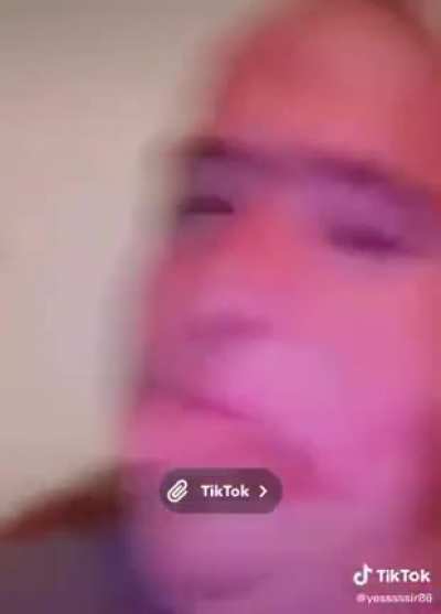 🧑🏿&zwj;🦯