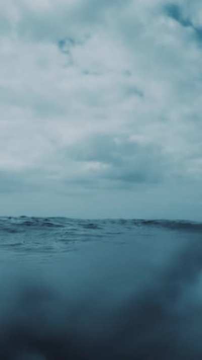 It was pretty choppy saturday. I couldn't see my diving buddy and it would feel a little scary