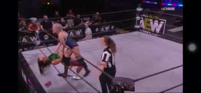 Match Ashley D’amboise vs Penelope Ford