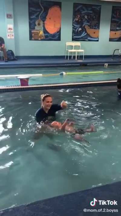 MoThER DrOWNs cHILd