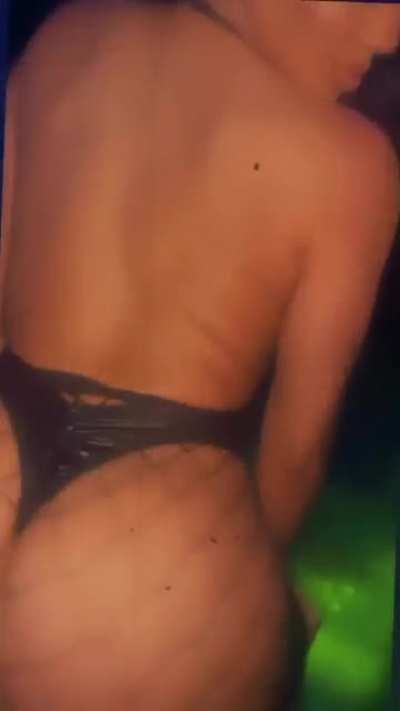 ,