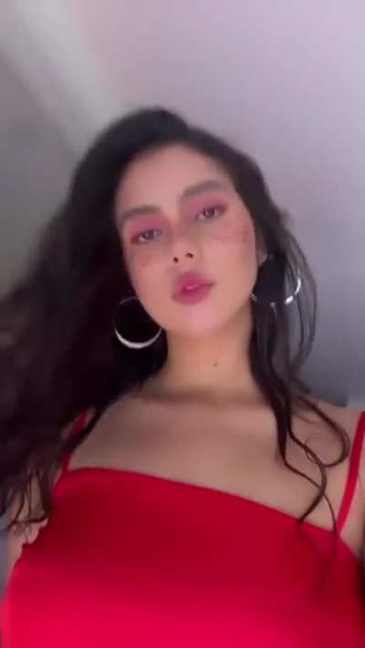 Hermoso rostro y m&aacute;s sabroso su cuerpo 