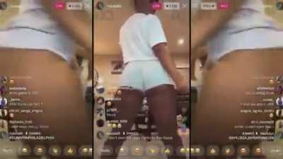 Russialit Twerking Nip Slip pt1