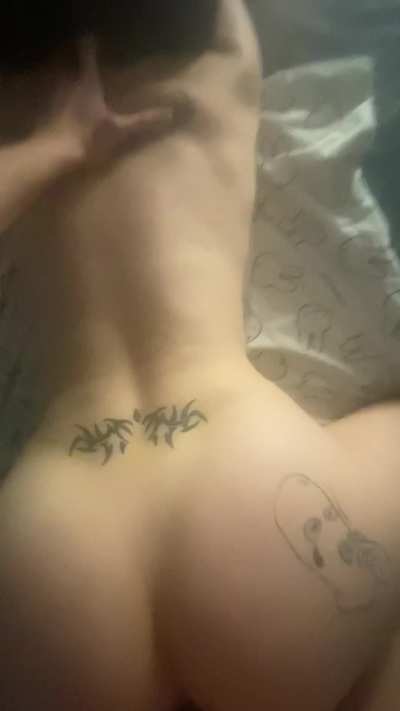 White girl gets Arab bred and enjoys it - Blanche tatou&eacute;e se fait rebeued