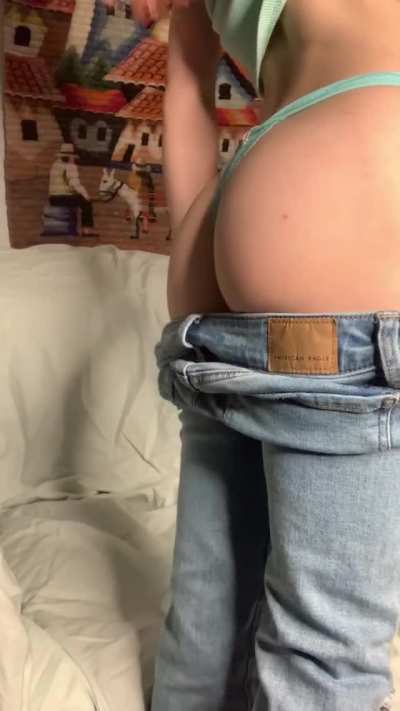 A little peak at what&rsquo;s underneath before I go out