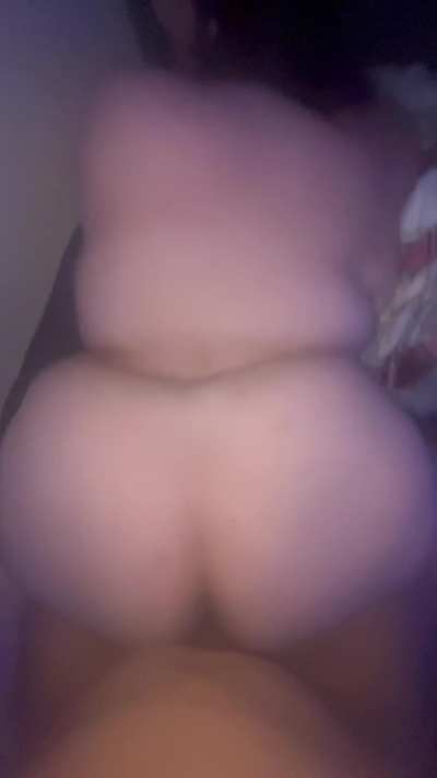 Slut wife getting her hourly fill 😈🥵