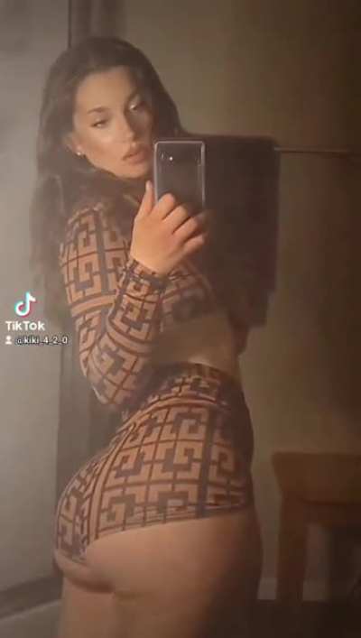 big booty thot