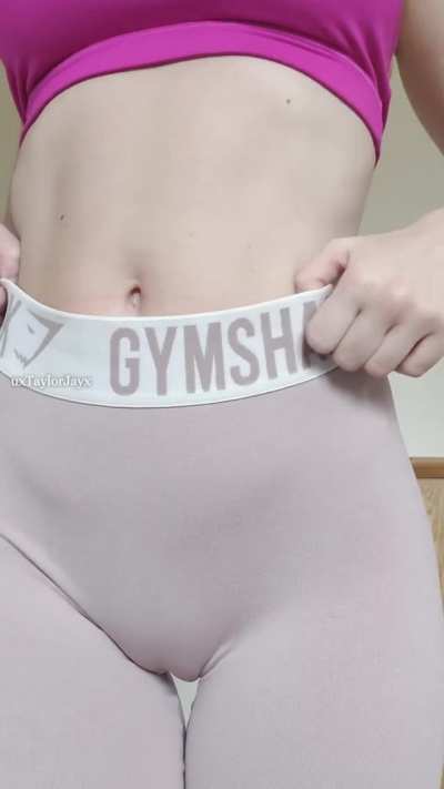 My yoga pants are a bit revealing, I always catch guys looking over 😳