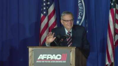 Joe Arpaio gets cheered by crowd for being "the biggest racist in the country"