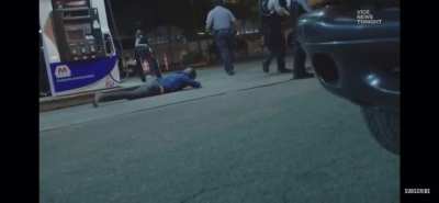 Reporter gets shoved to the ground and maced by officer despite yelling “I’m Press” 9 times