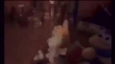 Llok at the video me and my broter made! Mario vs Sonic and tails! &ldquo;Spoopkez&rdquo;