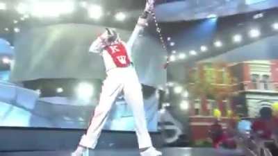 The iconic 06 Grammy performance